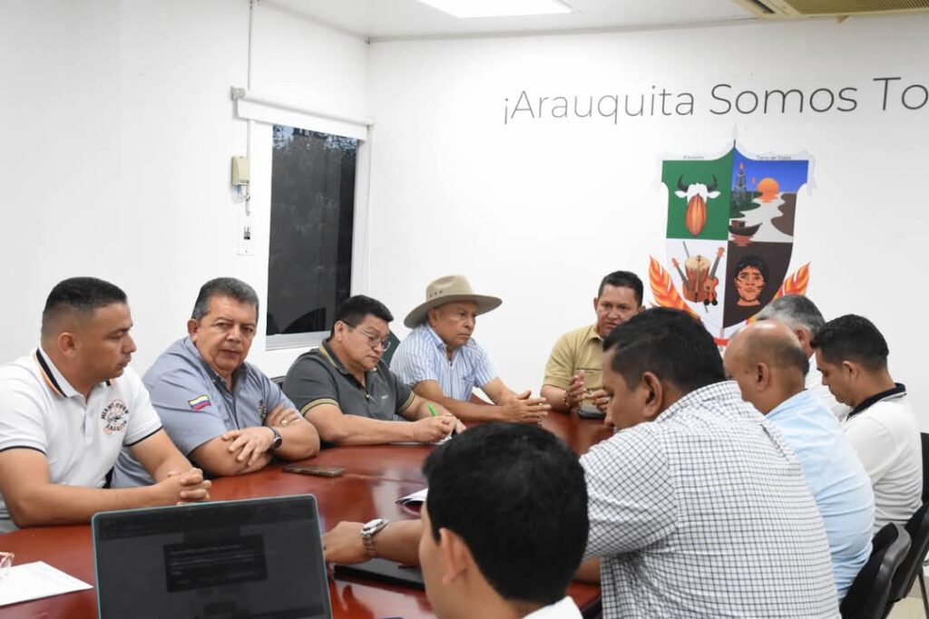 1000025544-1024x683 A un centro agroindustrial para la región del piedemonte llanero le apuesta los alcaldes de Arauquita, fortul y TAME.adema,le apuesta a un sistema de energía limpias con una granja solar