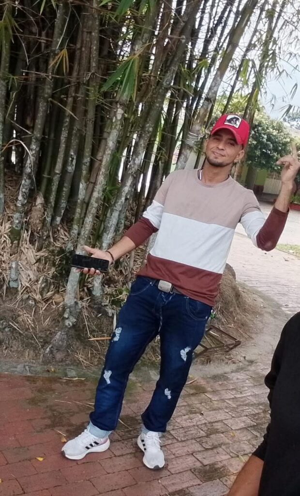 523390f1-8a28-43b5-972d-78194845b069-1_all_2799-620x1024 identificado subversivo sacado del hospital en el municipio de Saravena por hombres armados