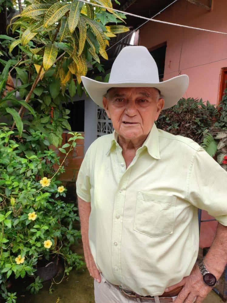 659907466_1572144364345382_4183029672810029256_n Muere el llanero, don Ramon Colmenares